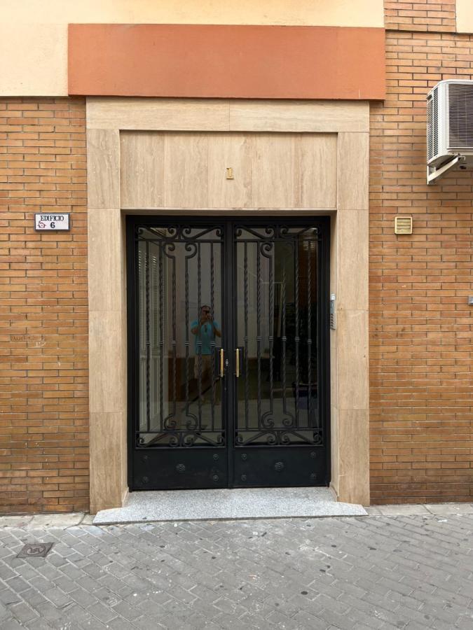 Very Nice Apartament. City Center. Private Parking Sevilla Kültér fotó